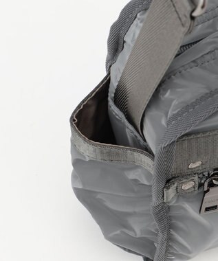 Y'SACCS 【Y’SACCS vous et】メタリックポシェット グレー