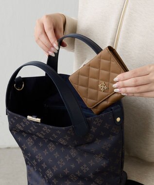 russet 【2025AW新作】キルティングレザー二つ折りウォレット(SO-428) Brown