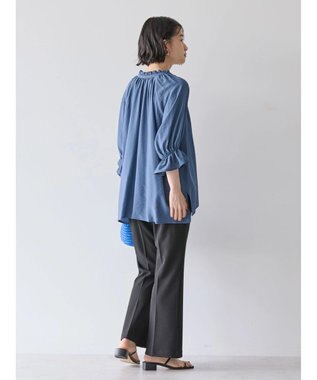 AMERICAN HOLIC 接触冷感　フリル衿５分袖ブラウス Navy