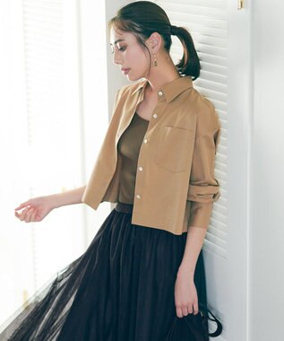 23区 【洗える/一部店舗限定】クロップド シャツ キャメル系