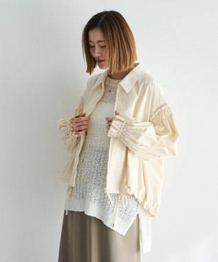 YECCA VECCA ボリュームギャザーデザインZIPブルゾン Ivory