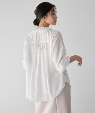 YECCA VECCA フリルVネックブラウス White