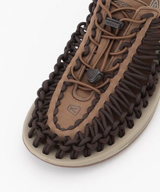 JOSEPH ABBOUD MOUNTAIN KEEN UNEEK　サンダル ダークブラウン系
