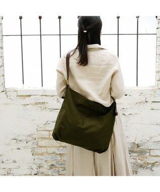 Regalo Felice 【B4サイズまで収納可 / 長さ調整が出来る】ショルダー / REGALO KA(カーキ×革ダークブラウン)