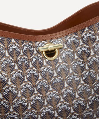 LIBERTY. アイフィス ショルダーバッグ サンド