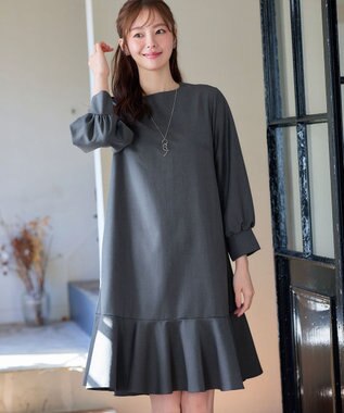 Tiaclasse L 裾フレアパフスリーブワンピース チャコールグレー