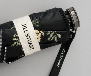AURORA JILL STUART（ジル スチュアート）ミモザ刺しゅう晴雨兼用傘(折りたたみ傘) ブラック