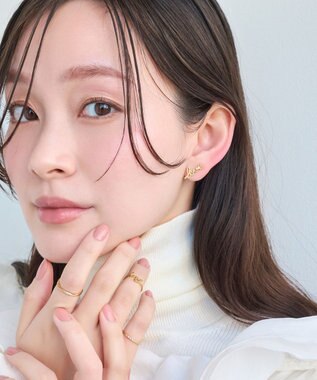 Phoebe ラッキーレターピアス&イヤリング(ラブ)/片耳 ゴールド