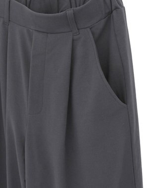 Green Parks フラワーくり抜き刺繍スウェットワイドパンツ Charcoal Gray