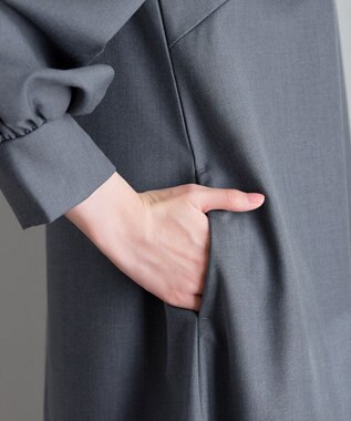 Tiaclasse L 裾フレアパフスリーブワンピース チャコールグレー