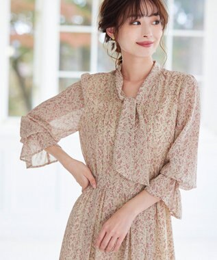 Tiaclasse 【洗える】程良い透け感のプリントボウタイワンピース アイボリー