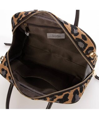 UNBILLION カシュカシュ cachecache / チャーム付横長ボストン レオ