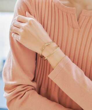 Tiaclasse アンティークバングル ゴールド