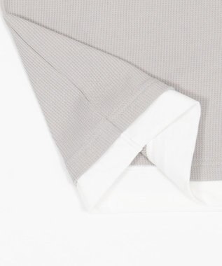 WEGO 【ユニセックス着用ITEM/MLサイズ展開】キーネックフェイクレイヤードグラフィックT（SS） グレー