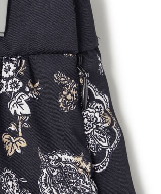 23区 【洗える】スカーフパネルプリント スカート ブラック系