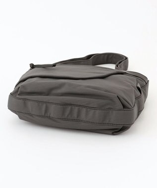 Y'SACCS コーデュロイライクナイロンショルダー グレー