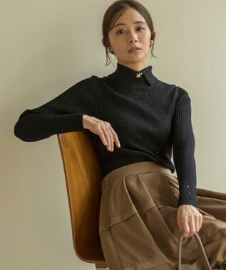組曲 【前後着用・手洗い可】ELENAスパンコール襟デザイン ニット ブラック系