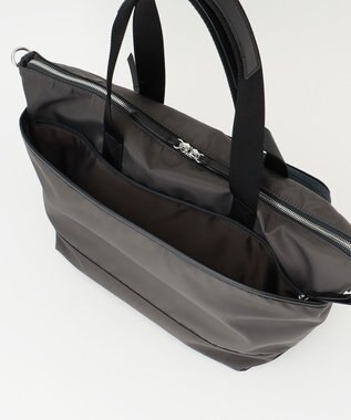 Y'SACCS ナイロン×リサイクルレザー　コンビマルチトート グレー