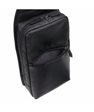 ACE BAGS & LUGGAGE ultima tokyo ディーノ ボディバッグ フロントファスナーポケット 68172 ウルティマ トーキョー ブラック