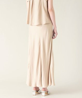 GRACE CONTINENTAL キュプラサテンフレアスカート ベージュ