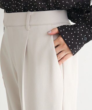 Green Parks きれいシルエット接触冷感テーパードパンツ Gray Beige