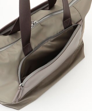 Y'SACCS ナイロン×リサイクルレザー　コンビマルチトート グレージュ