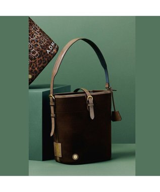 A.D.M.J. 【ファブリック】スエードプラス/バケットトートM