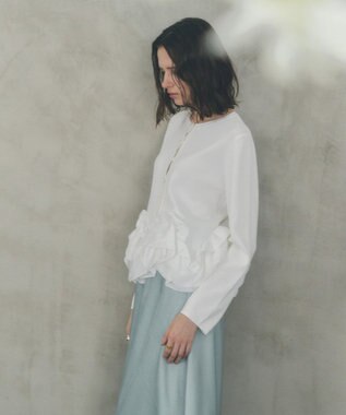 YECCA VECCA パール釦ラッフルカーディガン Off White