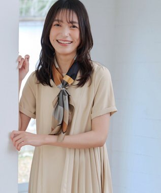 Tiaclasse 【新色追加・洗える】サイドプリーツチュニックブラウス ベージュ