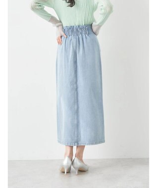 earth music&ecology ボタンナローデニムスカート Light Indigo