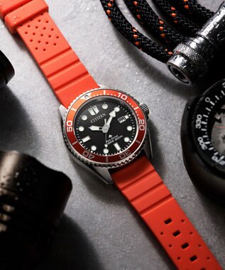 CITIZEN 【本格仕様のダイバーズウオッチ】200m潜水用防水 電池交換不要 光発電エコ・ドライブ搭載 BN0268-01E