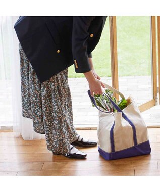 ing <ing>ダブルストラップフラットシューズ ブラックエナメル