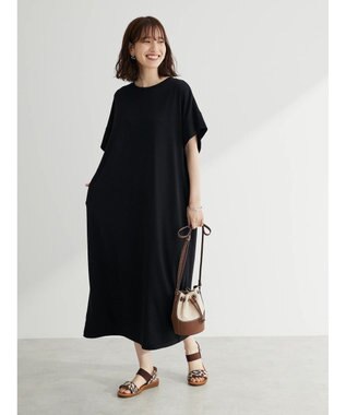 Green Parks 接触冷感　袖切替えカットワンピース Black