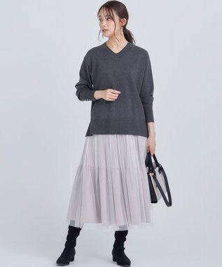 組曲 S 【WEB限定】セミウーステッド Vネックニットプルオーバー チャコールグレー系