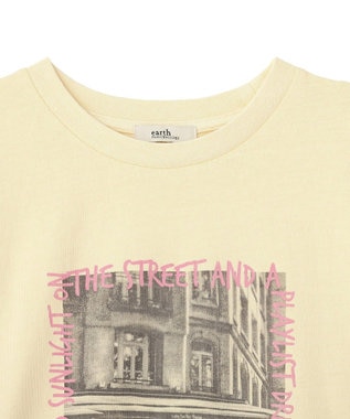 earth music&ecology 異素材ドッキンググラフィックTシャツ Ivory