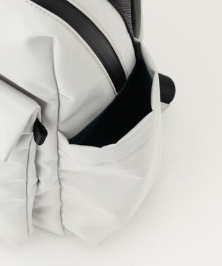 Y'SACCS 【大人のおしゃれ手帖5月号掲載】鶴田真由×Y'SACCS　フラップリュックサック アイボリー