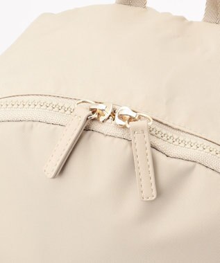 TOCCA 【A4サイズ収納可・WEB＆一部店舗限定】CAROVANA BACKPACK 10ポケットバックパック ベージュ系