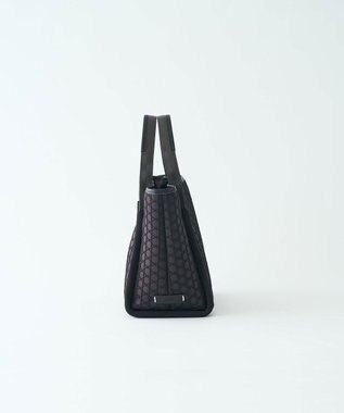 MIYABIYA LAQUOH【撥水加工】篭目柄エンボスボンディングトートL チョコレート