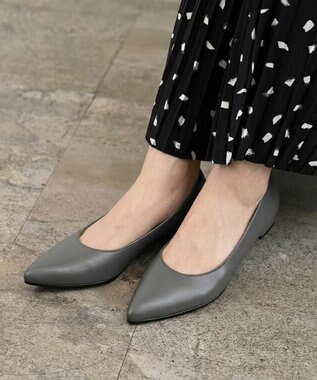 Pointer 【2cmヒール】日本製 本革美脚ローヒールパンプス グレー