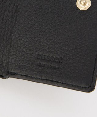 russet 【2025AW新作】エンボスモノグラム三つ折りウォレット(SO-433) Black