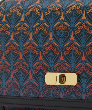 LIBERTY. アイフィス ドーン バークレー ショルダーバッグ オレンジ