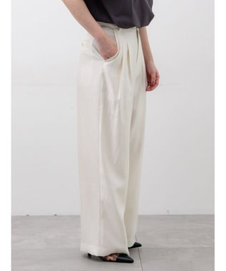 Te chichi シャイニーワイドパンツ(セットアップ可) オフホワイト