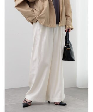 Te chichi シャイニーワイドパンツ(セットアップ可) オフホワイト