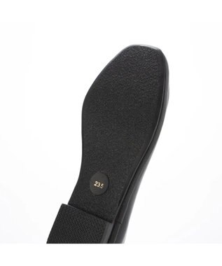 ing <ing>【WEB限定】【サスティナブル】スクエアトゥVカットフラットパンプス ブラック