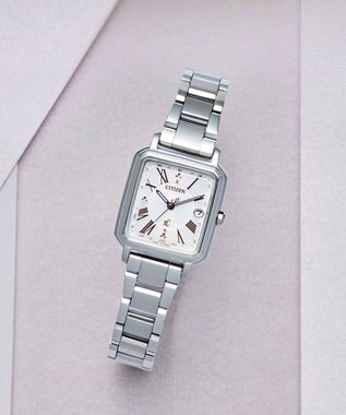 CITIZEN 【替えバンド付き電波時計】電池交換不要のスクウェア2wayモデル シルバーカラー×グレージュバンド ES9500-51A シルバー