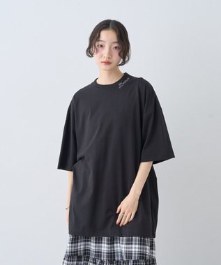 earth music&ecology アソートグラフィックルーズＴｅｅ Black