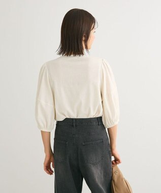 Green Parks ランタンスリーブ表面カットロゴプルオーバー Ecru