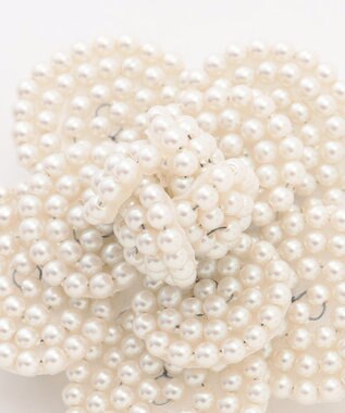 組曲 カメリアビーズブローチ アイボリー系