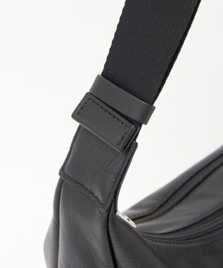 russet ＜ブランド人気No.1ショルダー＞ソフトレザーラウンドショルダーバッグ(CE-1326-WEB) Black2（シルバー金具）