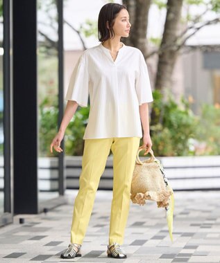 自由区 L 【洗える】ストレッチシャーティング 5分袖 フレアスリーブブラウス ホワイト系1